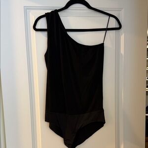 L'AGENCE Black one shoulder bodysuit